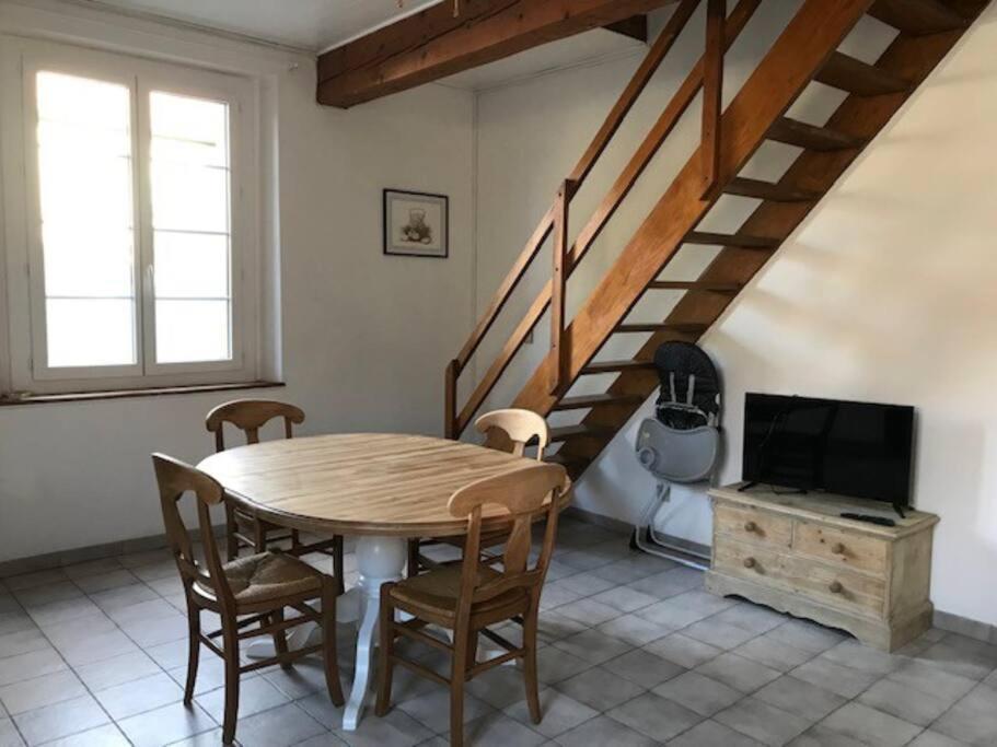 Agreable Maison De Village Léran Extérieur photo